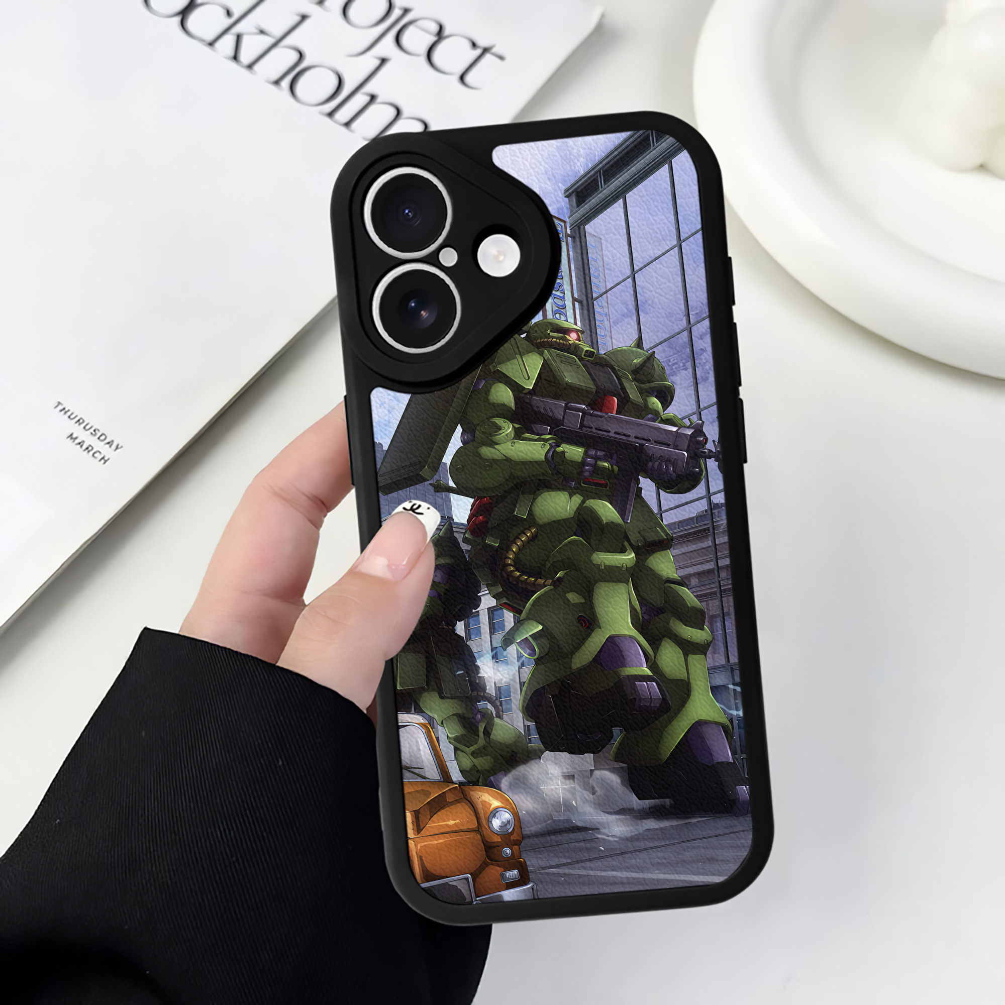 （画像用） 機動戦士ガンダム Mobile Suit Gundam 【iPhone 16シリーズ対応】シリコンスマホケース（レザー調） 材質：シリコン